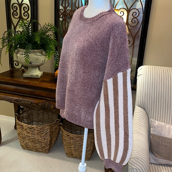 Pol Dusty Pink Sweater in size Small - Picture 7 of 13